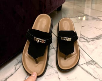 Sandalias minimalistas beige para mujer, estilo casual de verano, cómodas, sin cordones, elegantes, para el día a día, de color neutro.