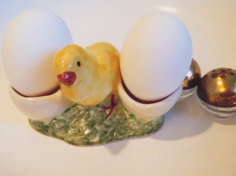 Vintage Chicken and Egg salt and pepper shakers, Egg cups, Hand painted ceramic DARLING image 5