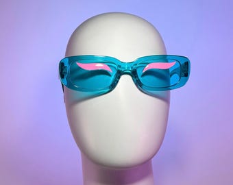 FLICKZ! Instant Eyeliner Sunglasses