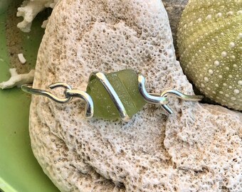 Sea glass jewelry- moss green sea glass bracelet