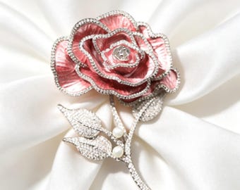 Rosa Emaille Rosen Brosche, versilberte Zirkonia Perle, Blumen Pin