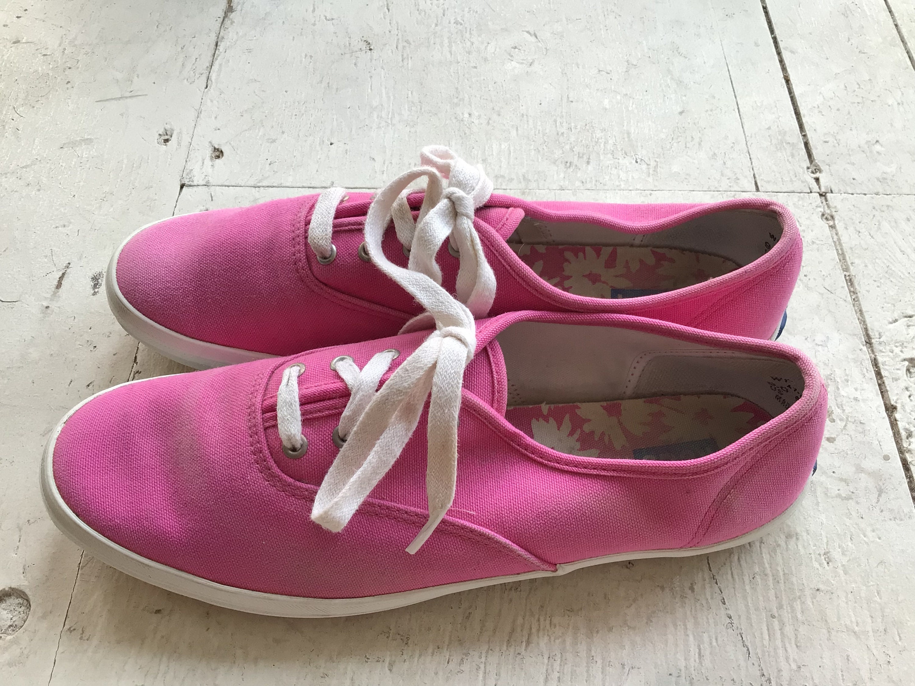 Ladies Rookie Neon Pink/Yellow Textile Canvas Shoes by Keds retail £9.99 