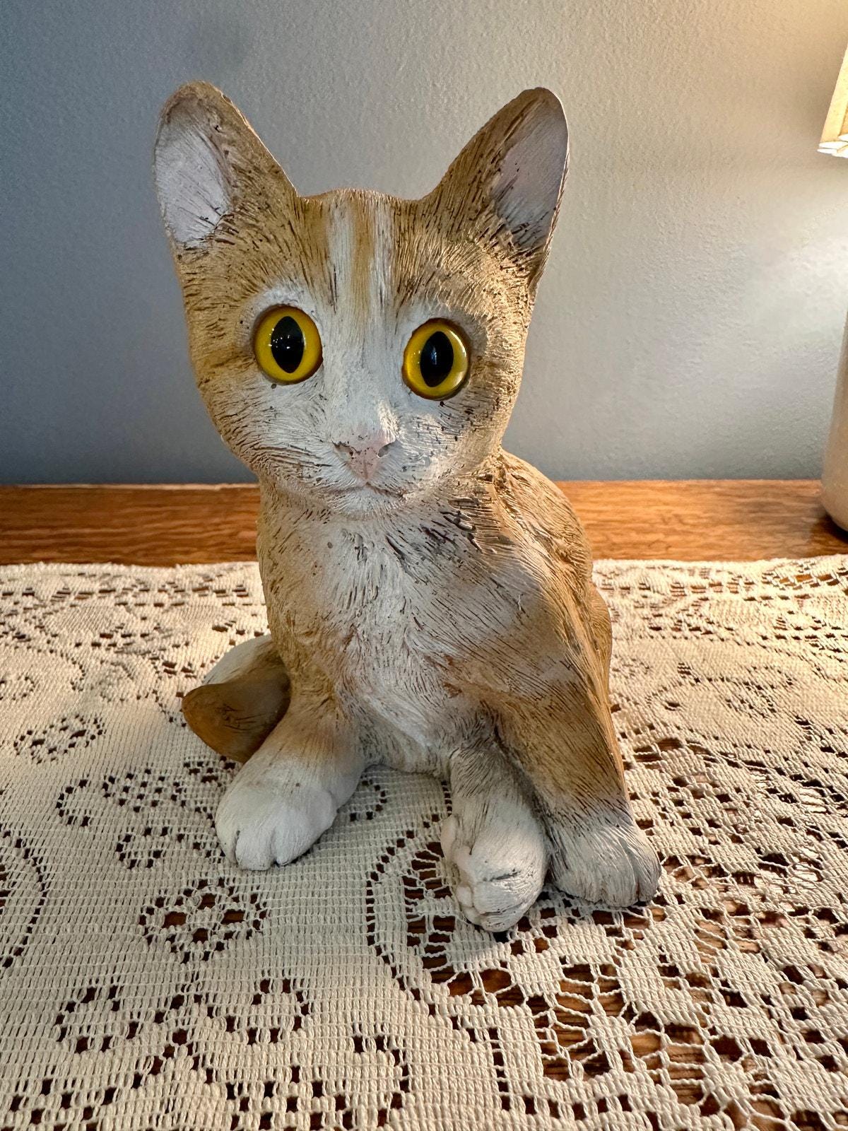 Big Eyed Figurine - Etsy