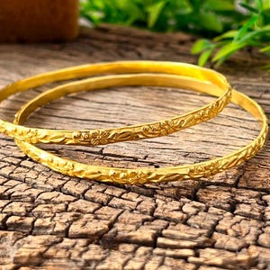 Set of 2 Brass Bangles, Handmade Brass Bracelet Set, Stackable Bangles, Minimalist Brass Jewelry, Boho Bracelet Set, Gift for Women