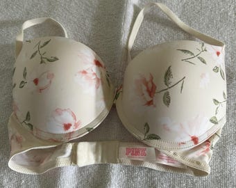 Victoria's Secret Pink gefütterter Push Up BH 32C
