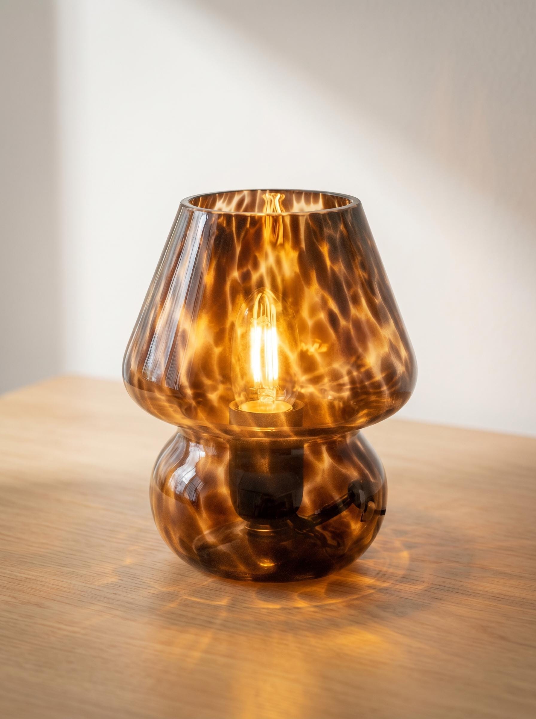 Tortoiseshell lamp - Etsy 日本