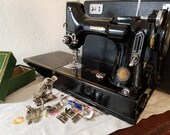 Singer Centennial Featherweight 221 Sewing machine, 1951
