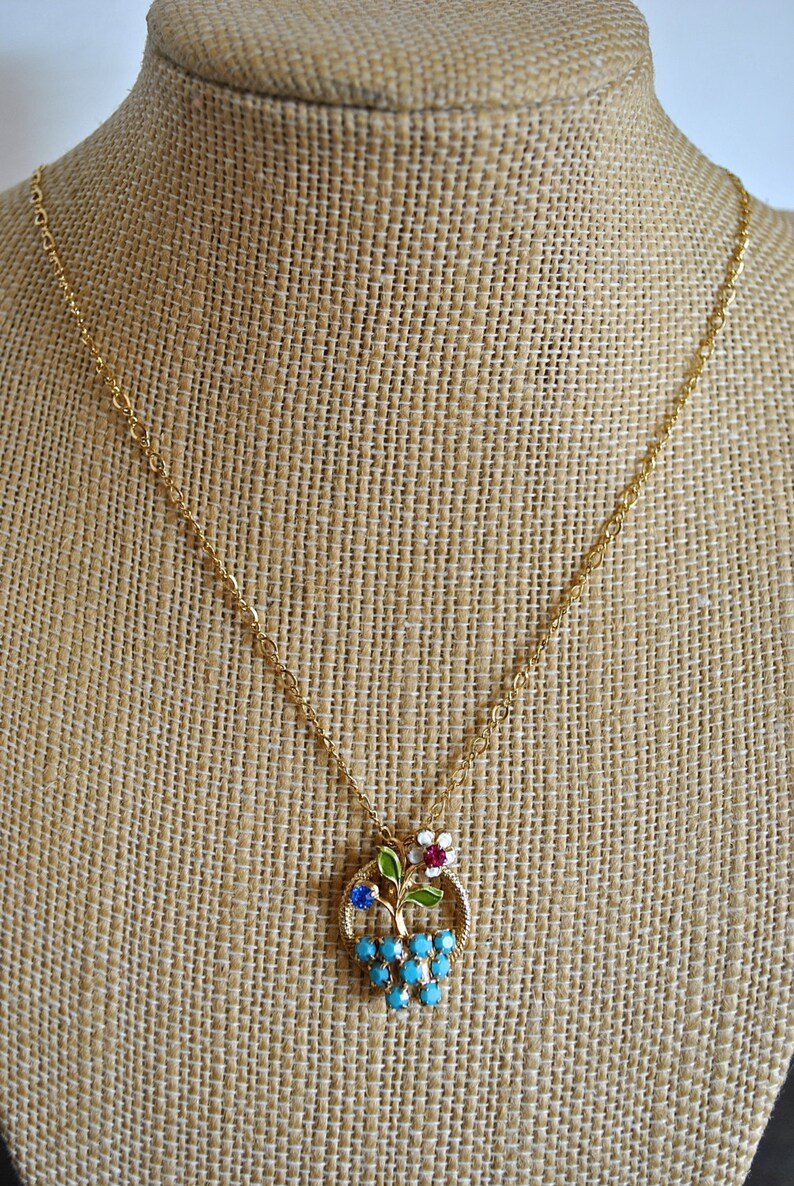 Turquoise Flower Necklace main image 0