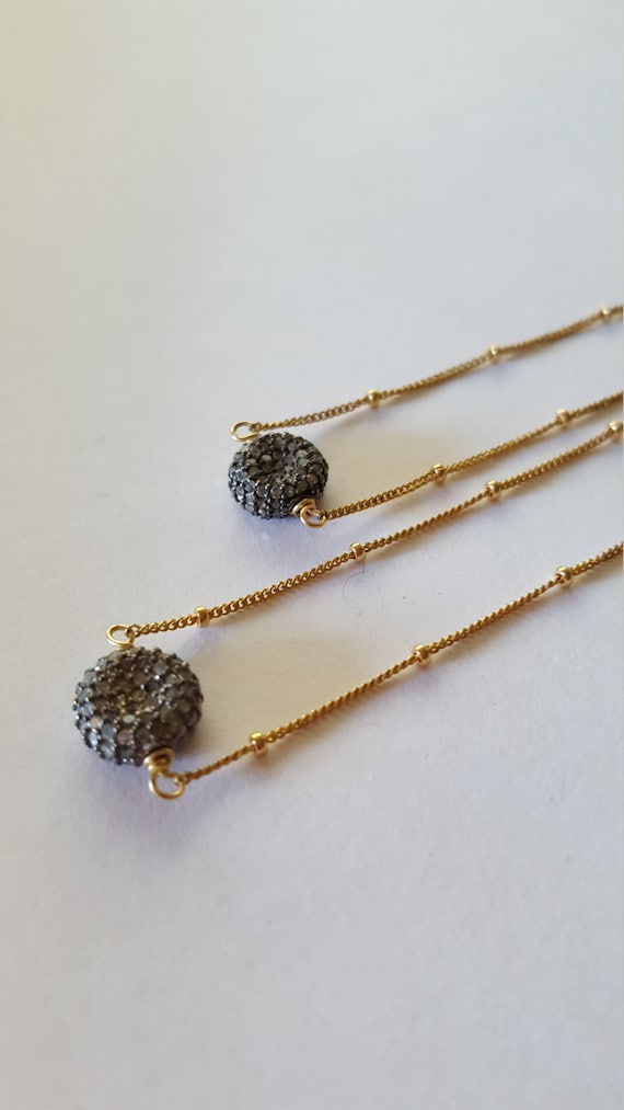 PAVE  DIAMONDS NECKLACE