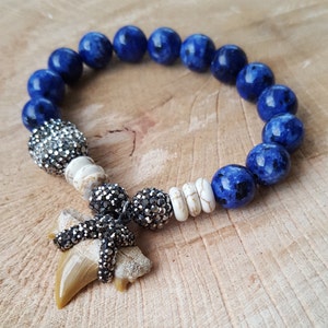 BEADED LAPIS SHARK tooth stretchy bracelet.