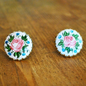 VINTAGE PORCELAIN adjustable handmade RING.