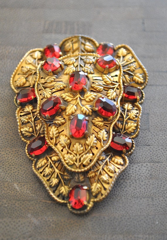 VINTAGE MONET  long necklace with brooch clip . - image 3