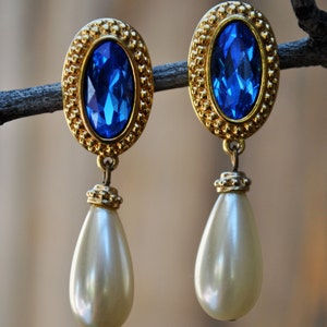 VINTAGE SWAROVSKI PEARL earrings