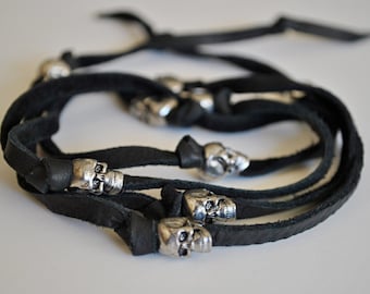 Knotted BLACK LEATHER SKULL bracelet