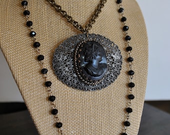 VINTAGE BLACK CAMEO brooch necklace