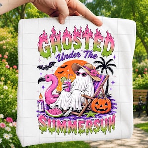 Fantasma bajo el sol de verano PNG, Playa fantasma de Summerween PNG, Diseño de camiseta de vacaciones de verano espeluznantes, Summerween retro PNG