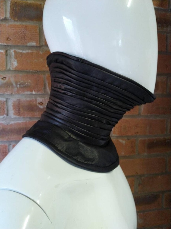 Kylo Ren Neckseal Cosplay Prop | Custom Fit Faux Leather Star Wars Zipper Gaiter | Adult Halloween Comic Con Costume