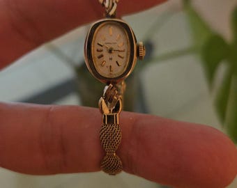 Reloj de pulsera Hamilton vintage para mujer, de cuerda manual, oro rosa de 10 quilates.