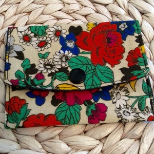 Cute Floral Wallet - Credit Card Holder - Small Snap Wallet - Minimalist Wallet - Travel Wallet - Pocket Wallet - ID Holder