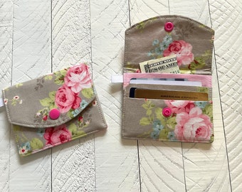 Pretty Floral Wallet - Woman’s  Credit Card Holder - FREE SHIPPING - Small Snap Wallet - Minimalist Wallet - Travel Wallet - Pocket Wallet