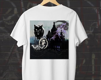 Gothic-T-Shirt mit schwarzer Katzenburg, dunkles Design mit Blitz und Motten, geheimnisvolles Hexengeschenk