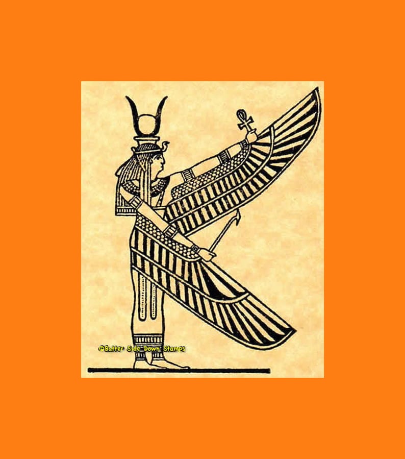 Op de afbeelding: Zwart-witte lijntekening van de Egyptische godin Isis met uitgespreide vleugels. Ze houdt een ankh-symbool in haar rechterhand. De tekening is op een beige achtergrond.