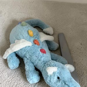 Peluche de dragón, almohada de dragón suave y rellena, peluche kawaii, compañero de mimos acogedor, decoración de habitación de fantasía