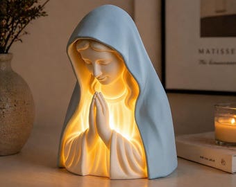Vintage-style Virgin Mary night light, illuminated Virgin Mary image, Catholic papal gift, a gift for her.Bestseller.gift for Catholics