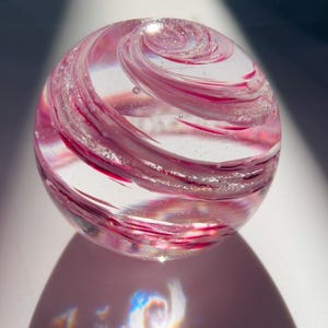 Memorial glass, memory glass, cremation glass, ashes in glass, ashes in glass keepsakes, what to do with ashes, pet ashes urn, pet ashes