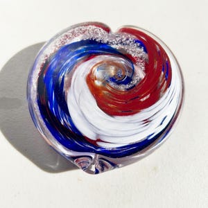 Cremation glass, memorial glass, ashes in glass, ashes keepsakes, cremation glass memorial, memorial urn, urns loss, pet memorial