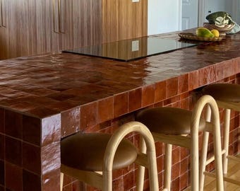 Alter Bernstein Zellige Tile | Handgemachte marokkanische Glasfliese Cognac-Rot Kamin Küche Bad | 10 x 10 cm