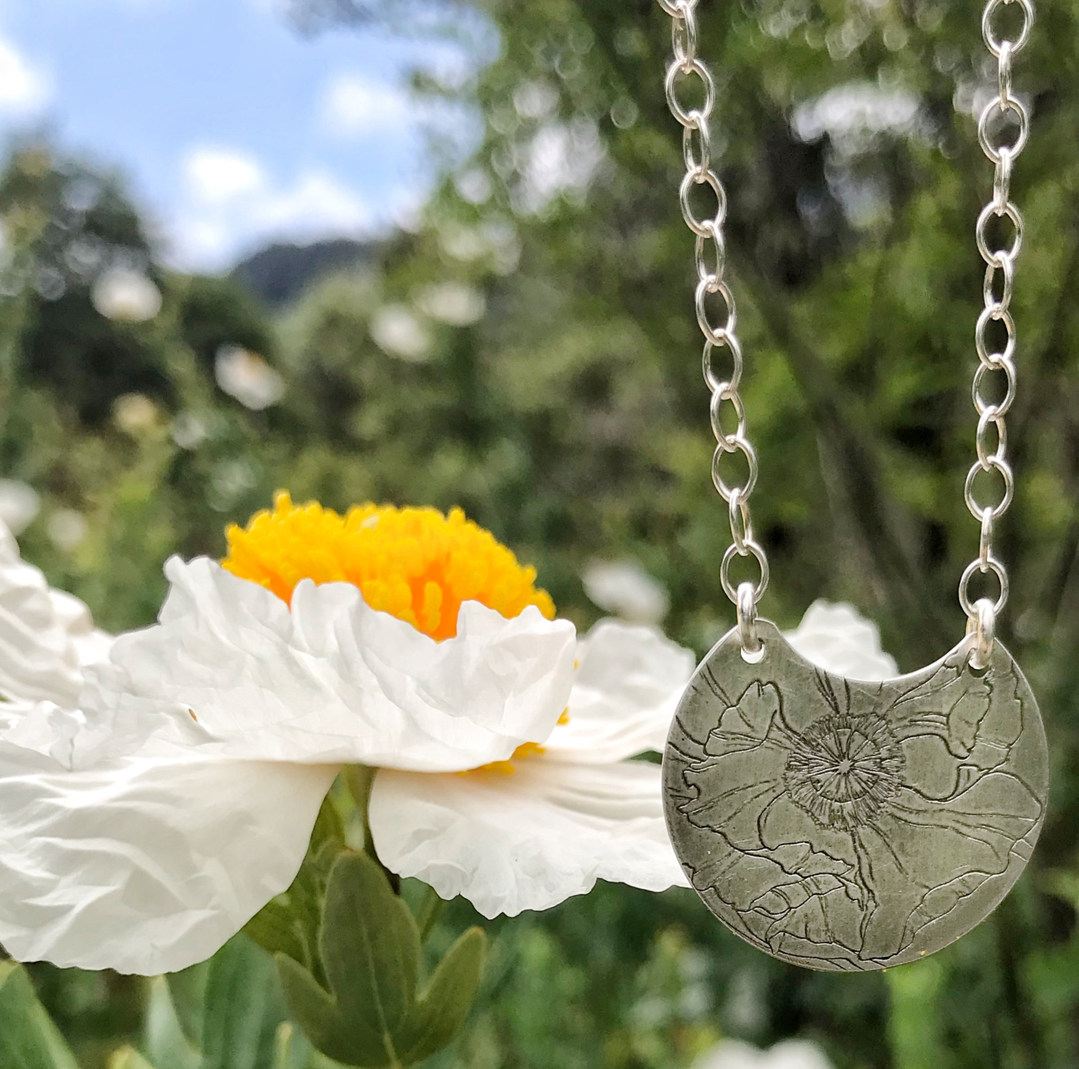 Poppy Necklace