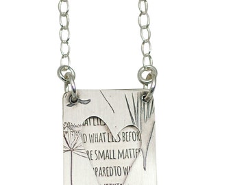 blommigt halsband, poesihalsband, ralph waldo emerson citathalsband, vad som finns inom halsband, höra halsband, 2-delat halsband, blommigt