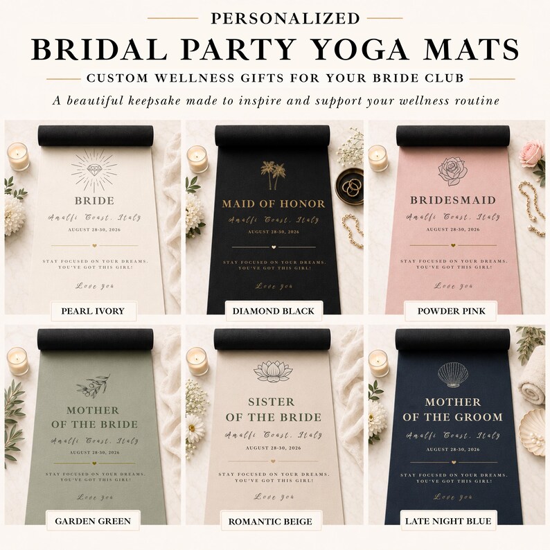 Pu&ograve; includere: Tappetini yoga personalizzati per addio al nubilato in vari colori. Ogni tappetino presenta un titolo diverso, come "Sposa" o "Testimone", insieme a una data e un luogo. I tappetini sono progettati come regali benessere.