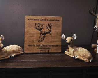 Jäger in den Bäumen