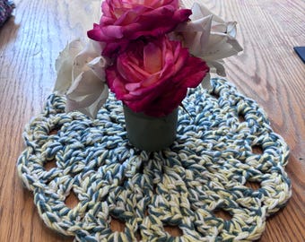 Crochet Centerpiece/ Placemat