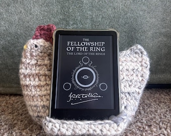Crochet Chicken Kindle Holder