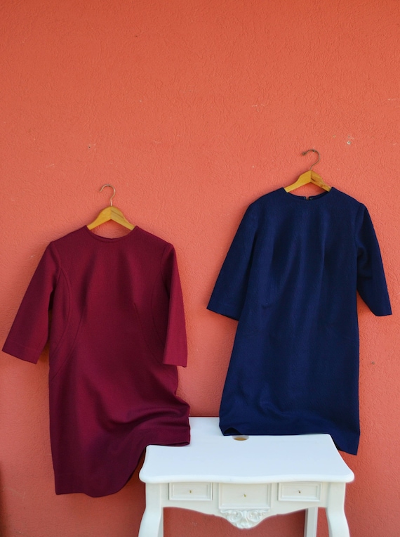 Twin Sisters - Two VNTG cocoon shape 60s Dresses,