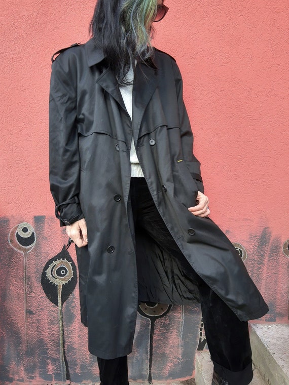 Vintage Black Trench Coat//Men's Trench Coat//80's