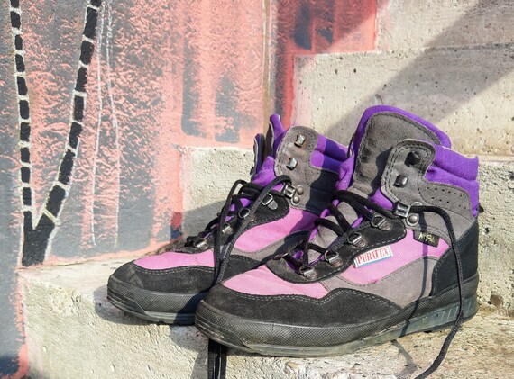 STORM - Vintage Waterproof Sneakers//90's Winter S