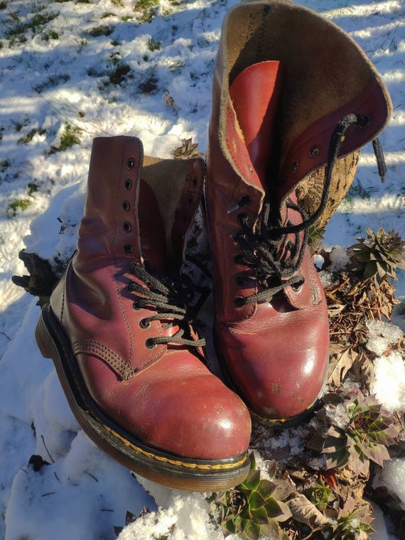 Vintage Martens Bordeaux Boots EU 42 SALE -