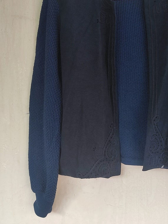 ESCADA VNTG Navy Sweater - Knitted Navy Suede Car… - image 2