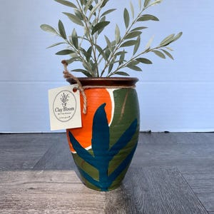 手描きテラコッタ花瓶｜オレンジ、オリーブ、ティールリーフのボヘミアン風植木鉢（高さ5.1インチ）