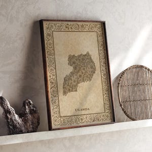 Uganda-Karte | Beigefarbener, floraler Vintage-Wanddruck | Geschenkidee für Uganda