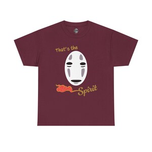 T-shirt med Spirited Away-inspiration från Studio Ghibli | Anime-tröja Maroon