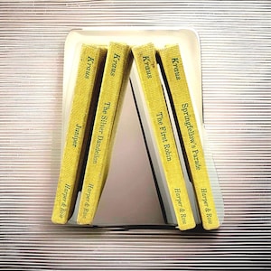 The Bunny's Nutshell Library by Robert Kraus 1965 (4 Mini Books) Vintage