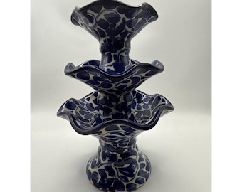 3-laags talavera handgeschilderde Mexicaanse keramische kandelaar blauw en wit