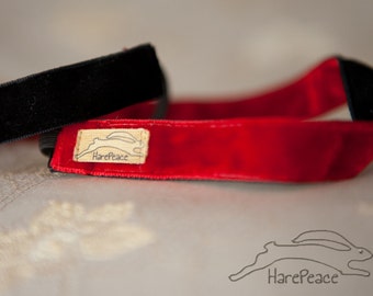 No Slip Headband Velvet REVERSIBLE Black & Red