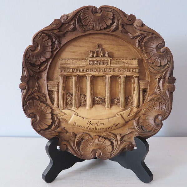 Vintage Berlin Brandenburger Tor Wood Resin Plate - Brandenburg Gate Souvenir Plate