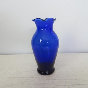 Vintage Small Cobalt Blue 5&quot; Flower Vase